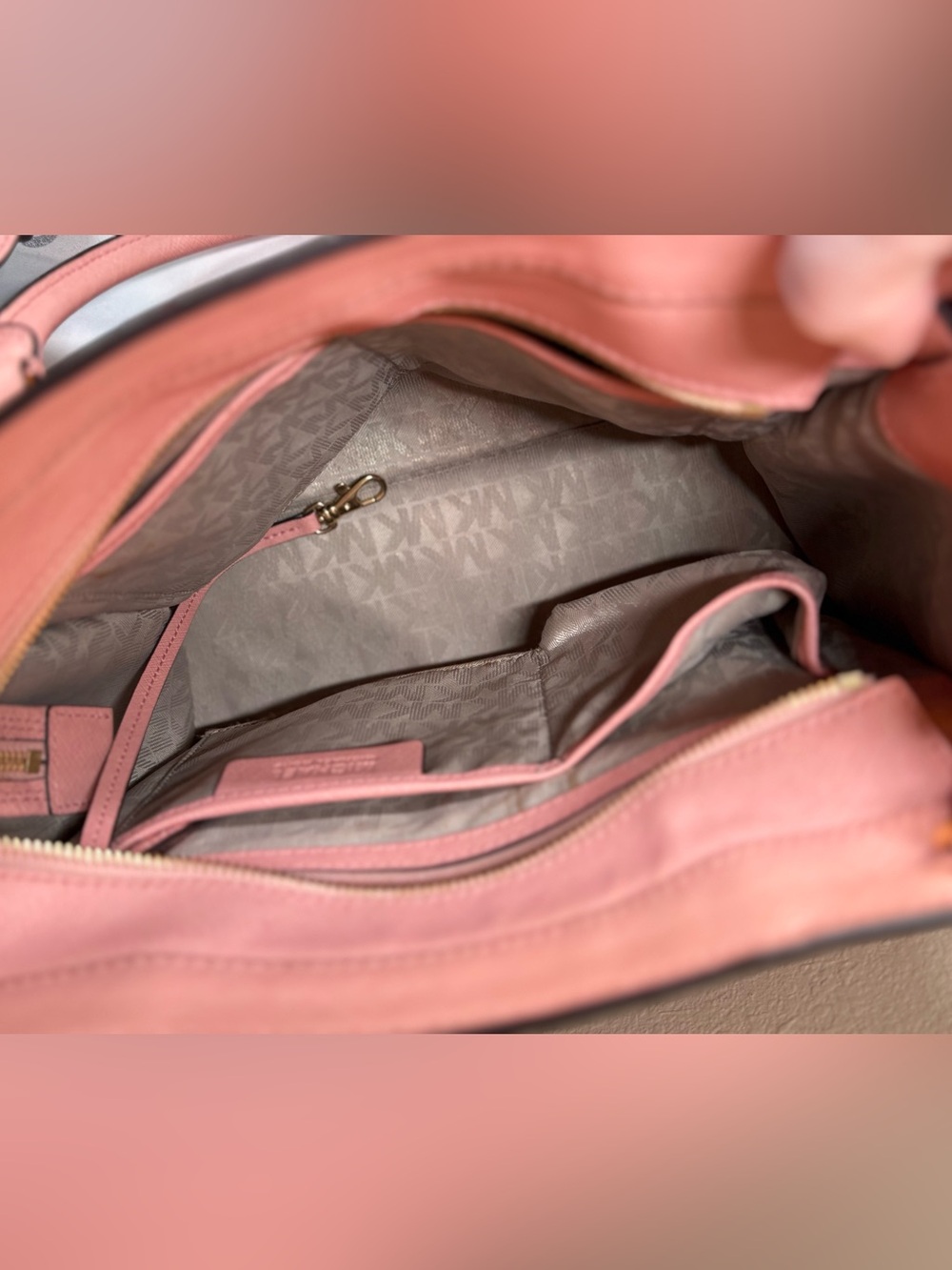 Michael Kors Pink Leather Tote with Crossbody Strap- and wallet - Picture 15 of 16
